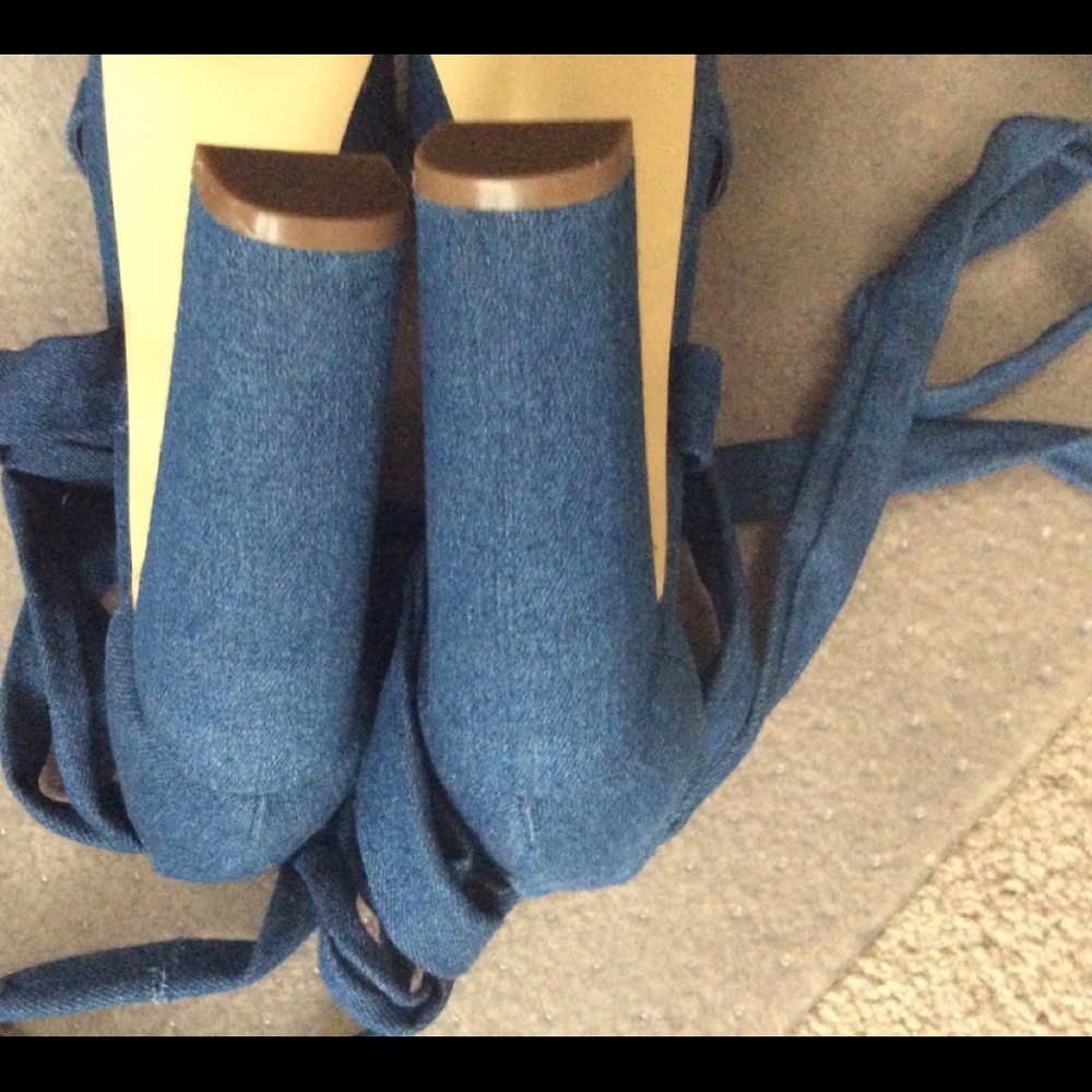 Strappy Denim platform sandal - Picture 6 of 7